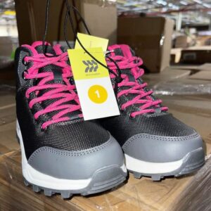 Zapatos mixtos de Target por contenedor