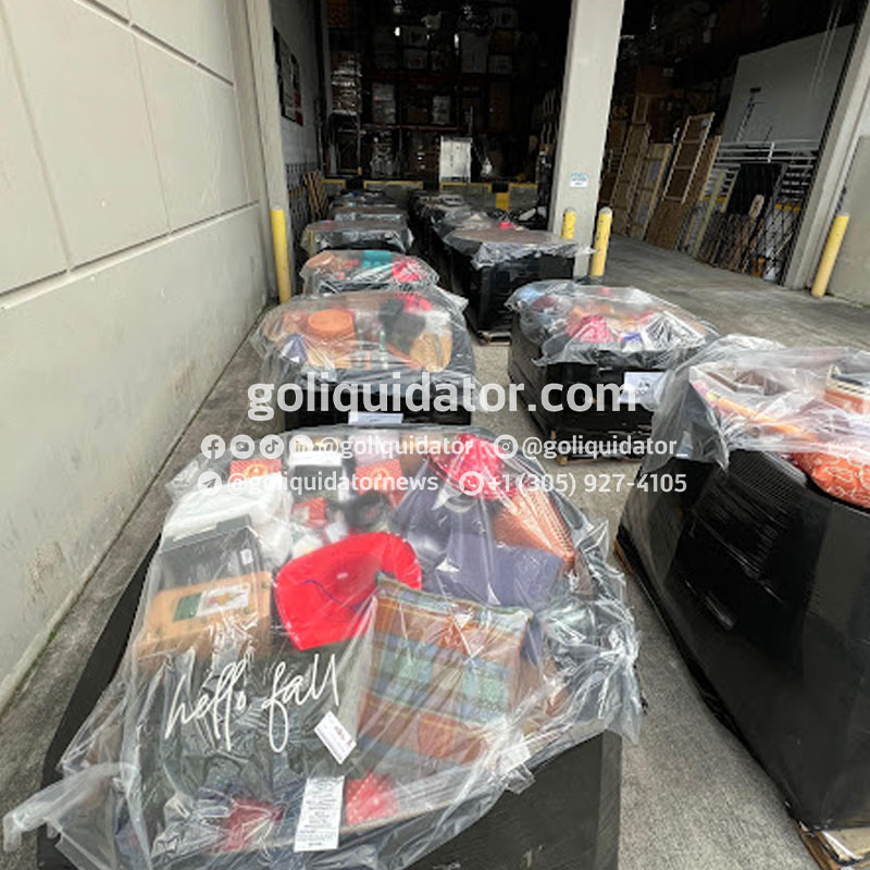 Pallets de mercancía en general para tiendas de descuento (bin stores)