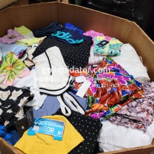 Lotes de ropa mixta de tiendas reconocidas