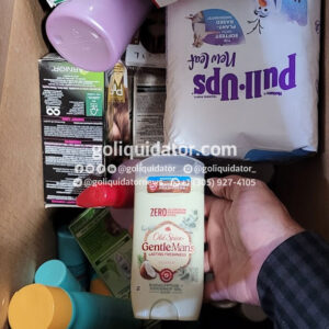 Lote de productos de cuidado personal y mercancía en general de CVS