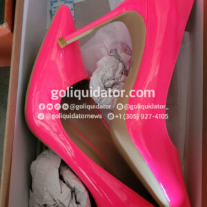 Lotes de zapatillas deportivas (principalmente) y zapatos casuales