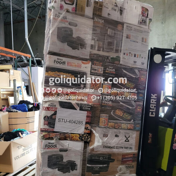 NinjaAndSharkTruck0925_03