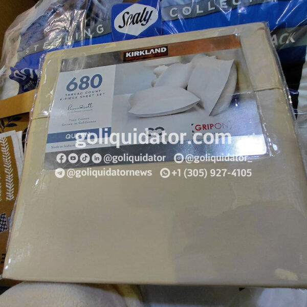 BeddingCostco1025_02