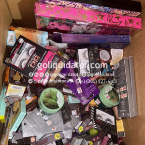 Pallets de artículos de aseo y belleza