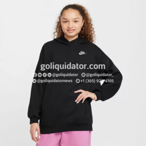 Lote exclusivo de ropa y zapatos de marcas reconocidas