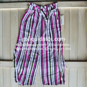 Pequeños lotes de ropa de moda californiana para mujeres