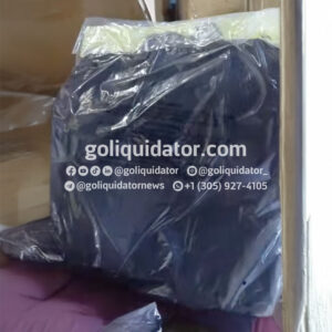 Camión completo de mercancía nueva Target