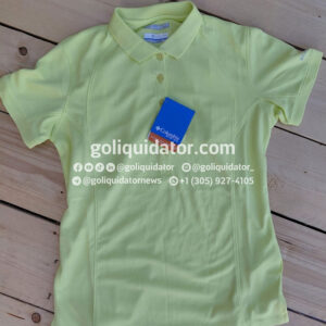 Lotes de camisas, camisetas y shorts de marcas como Columbia y Merrell