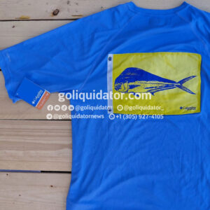 Lotes de camisas, camisetas y shorts de marcas como Columbia y Merrell