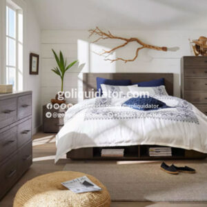 Lotes de muebles, colchones y accesorios de Macy's