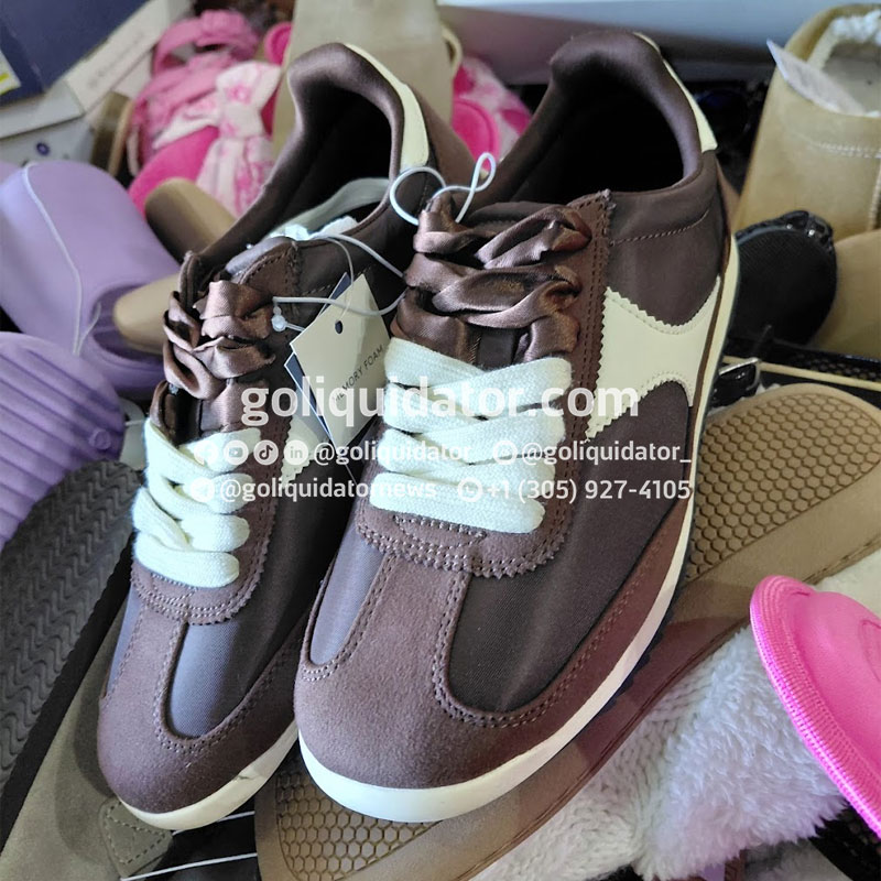 Lotes de zapatos mixtos de Target