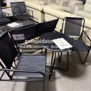 Lote de muebles de exterior y artículos variados