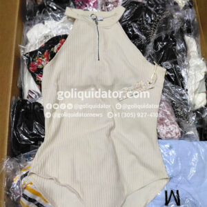 Lote de ropa fashion para mujeres marca Iris