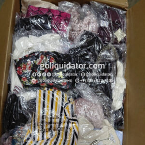 Lote de ropa fashion para mujeres marca Iris