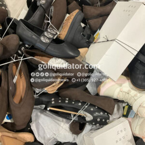 Lote de zapatos nuevos de Target
