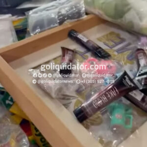Pallets de mercancía en general para tiendas de descuento (bin stores)