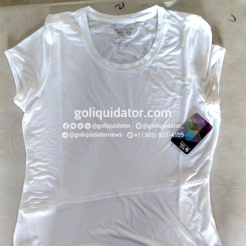Lote de camisetas deportivas blancas para mujeres