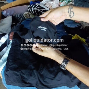 Lotes de ropa mixta de tiendas reconocidas