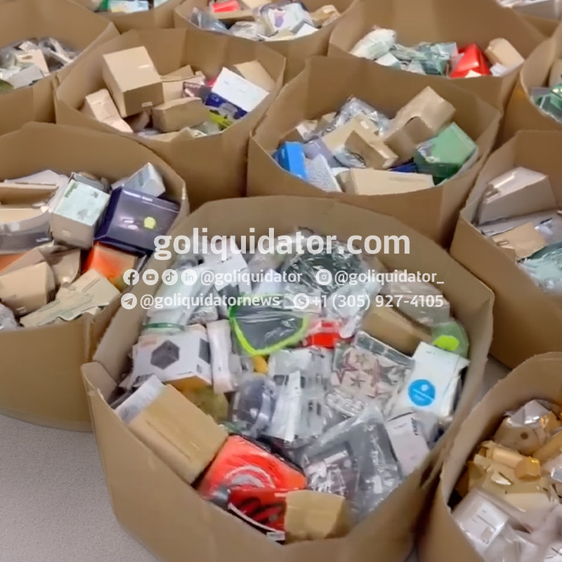 Lotes de camiones de mercancía de Amazon para bin stores