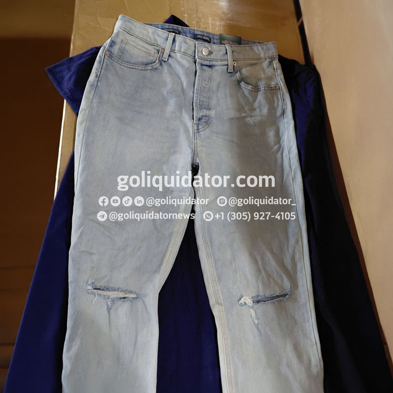 Ropa mixta de marcas variadas, proveniente de grandes tiendas