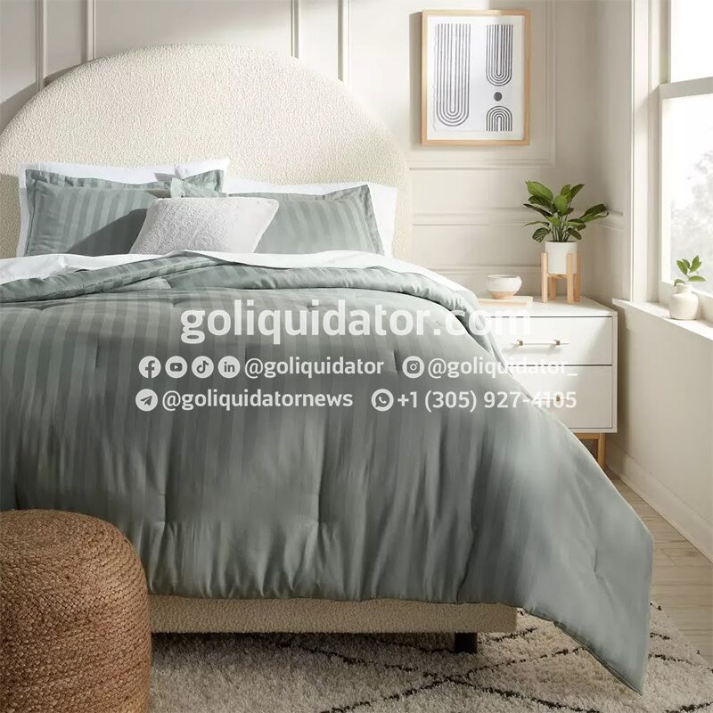 Camión de ropa de cama y accesorios para el hogar de Target