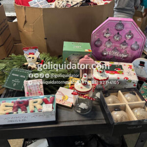 Artículos navideños por pallet o por camión.
