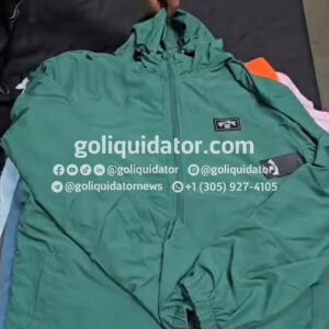Lotes de ropa mixta de marcas de surf y aventura