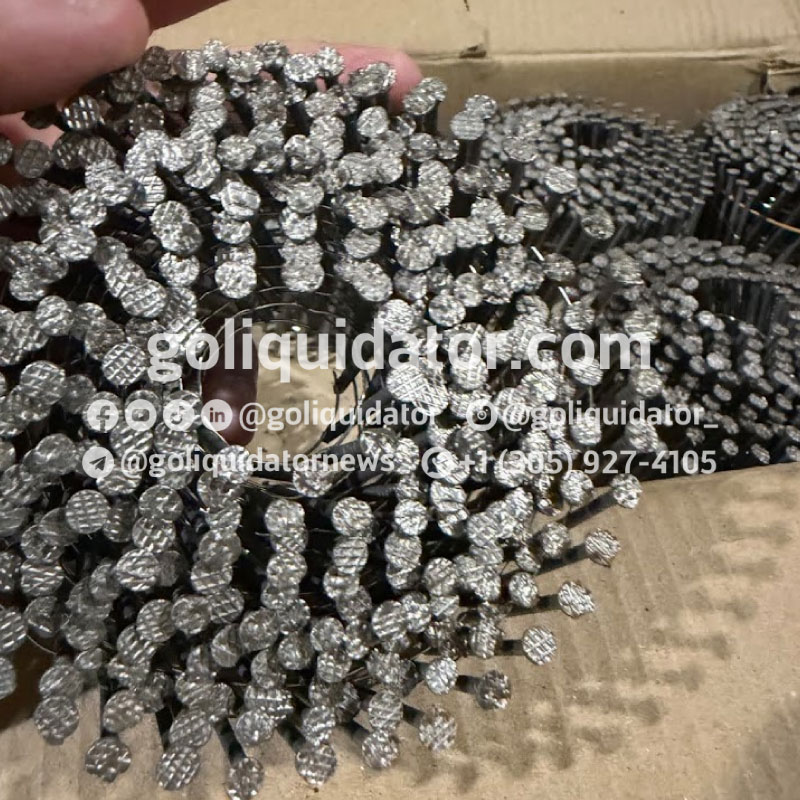 Lote de clavos de acero inoxidable