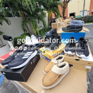 Zapatillas deportivas de marcas reconocidas, zapatos casuales y ropa de marca por contenedor
